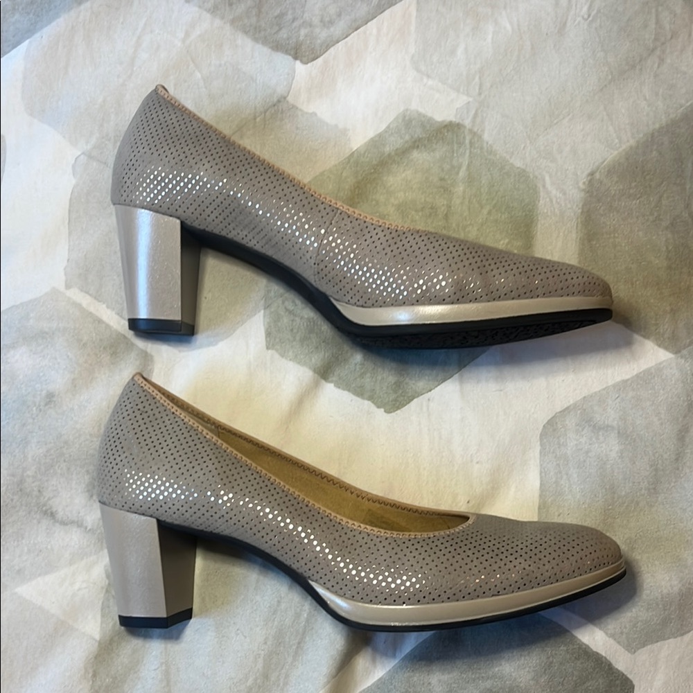 Ara Taupe Heels